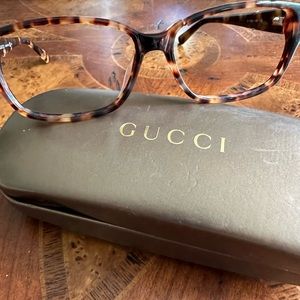 Gucci glasses